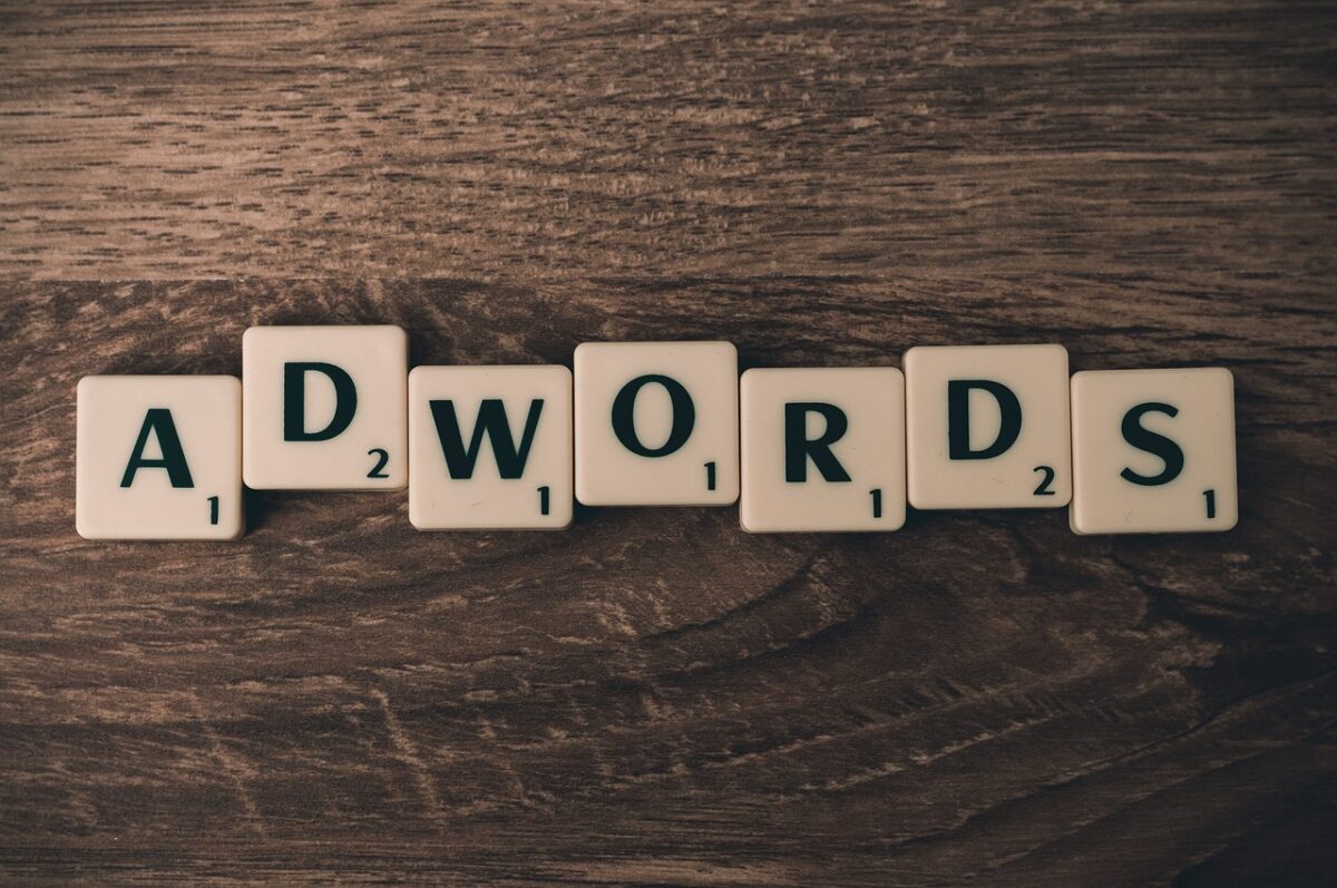 Which Text-to-Image AI Delivers the Most Usable Results for Small Businesses?